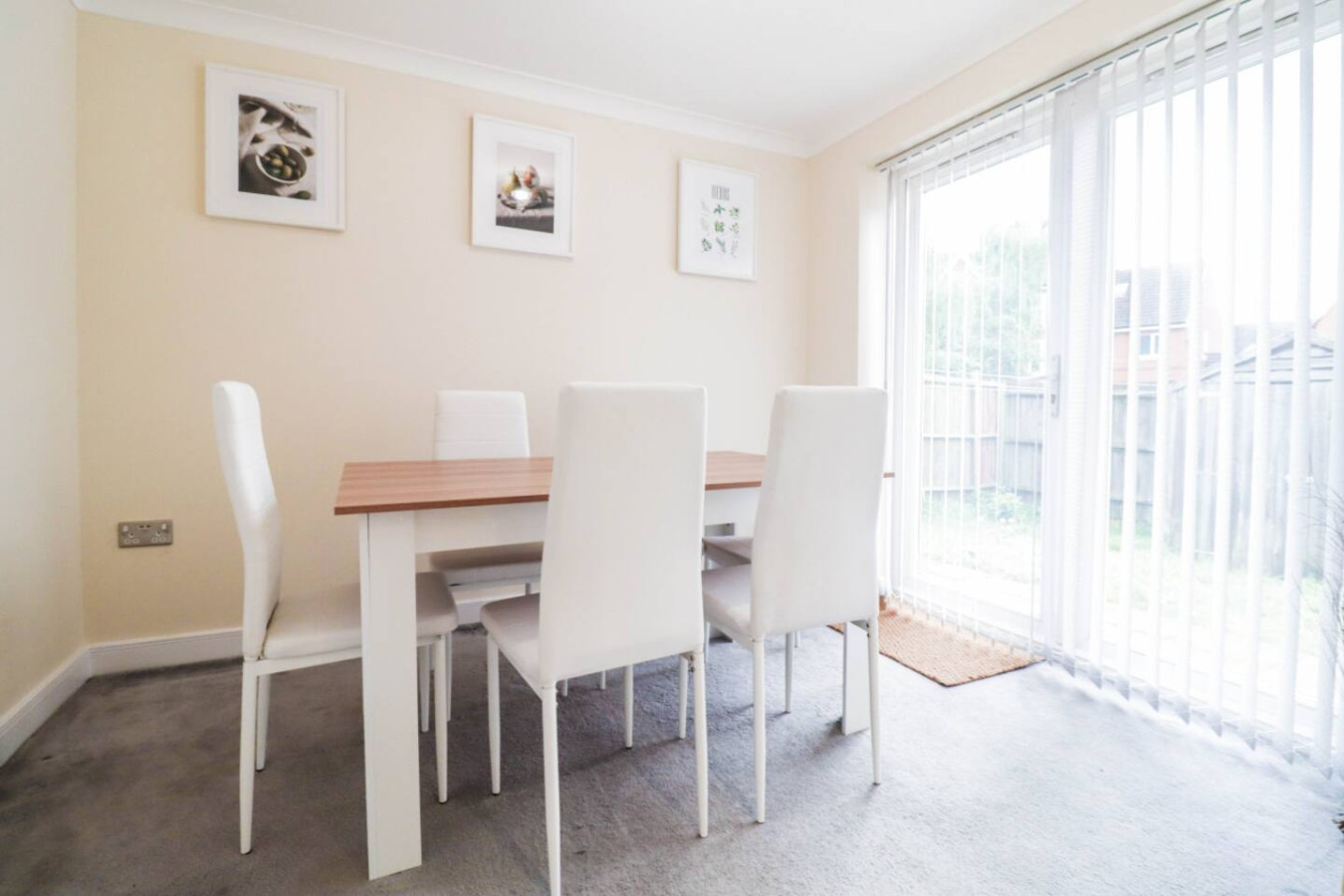 Family-Friendly 3BR Home by the Thames with FREE Parking in 1 Broadwater Rd, London SE28 0AZ, UK - Property image 29 - VivreStays