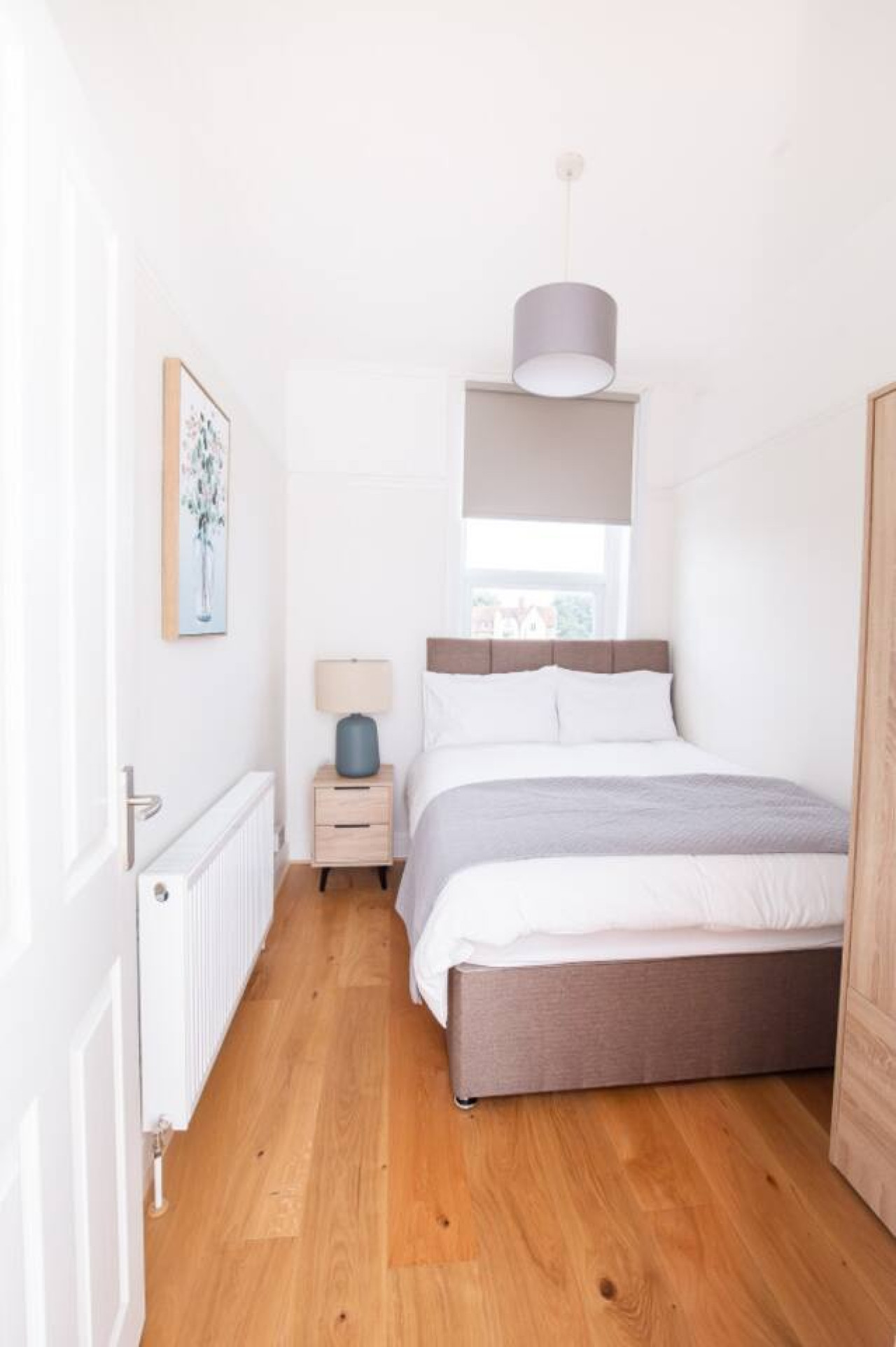 2BR Seaside Sanctuary in St Leonards on Sea Flat 5 in 5, 56 Church Rd, Hastings, St Leonards, Saint Leonards-on-sea TN37 6HJ, UK - Property image 17 - VivreStays