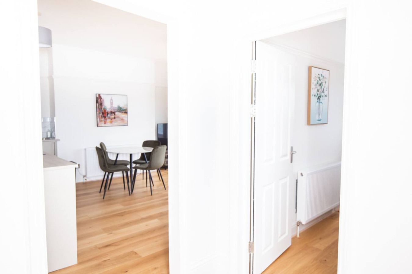 2BR Seaside Sanctuary in St Leonards on Sea Flat 5 in 5, 56 Church Rd, Hastings, St Leonards, Saint Leonards-on-sea TN37 6HJ, UK - Property image 13 - VivreStays