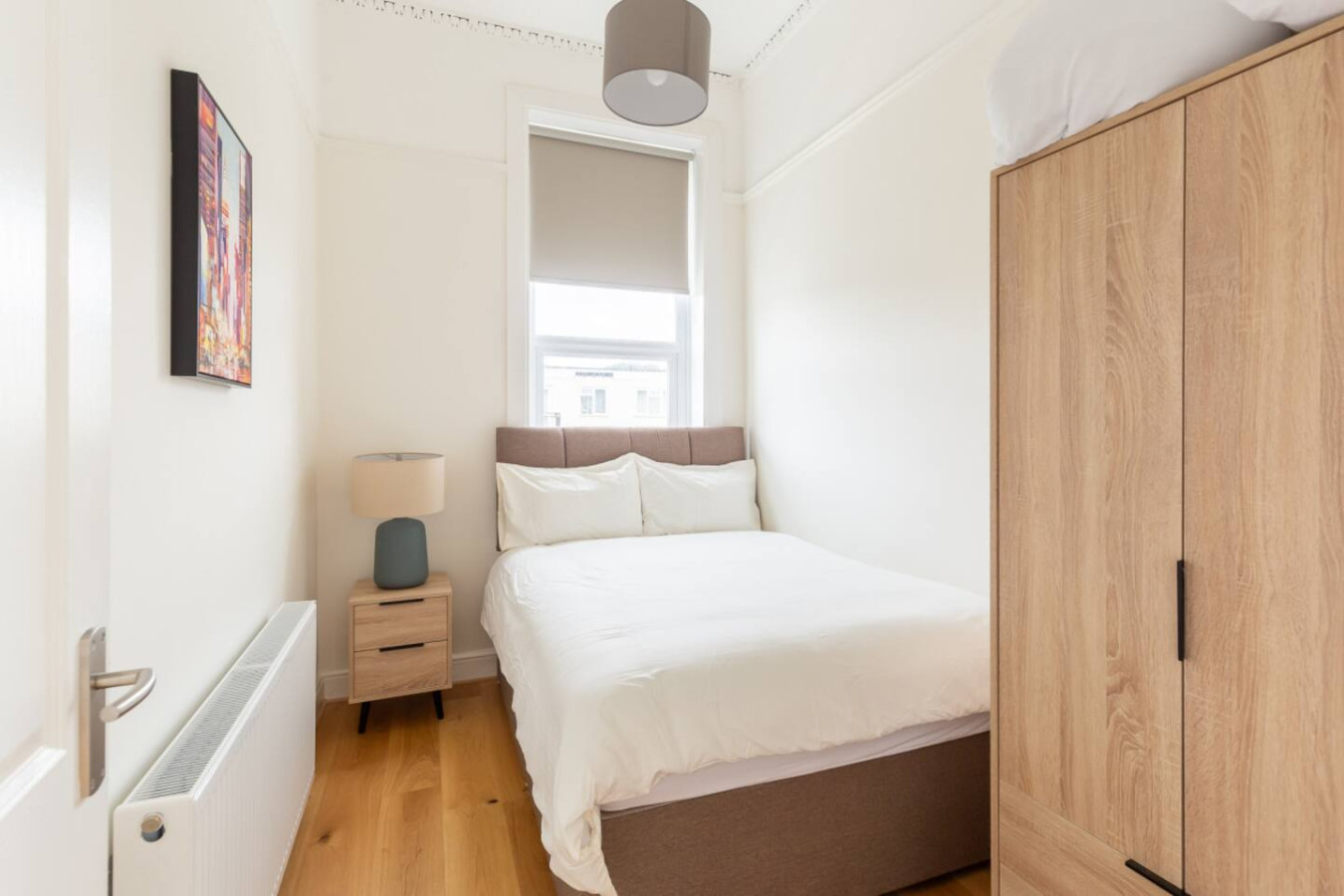 Charming 2BR Sanctuary St Leonards on Sea - Flat 4 in 4, 56 Church Rd, Hastings, St Leonards, Saint Leonards-on-sea TN37 6HJ, UK - Property image 2 - VivreStays