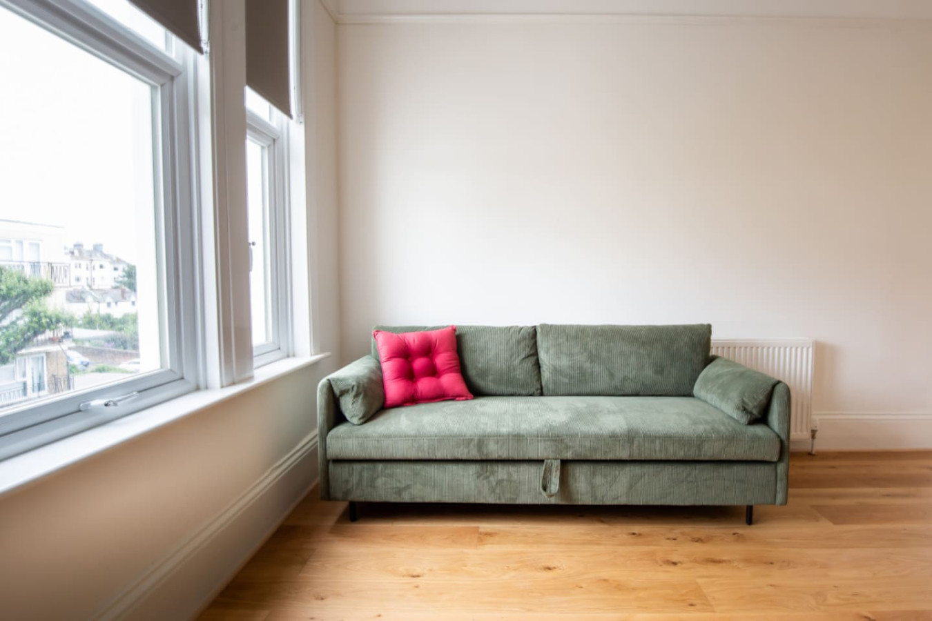 Charming 2BR Sanctuary St Leonards on Sea - Flat 4 in 4, 56 Church Rd, Hastings, St Leonards, Saint Leonards-on-sea TN37 6HJ, UK - Property image 10 - VivreStays