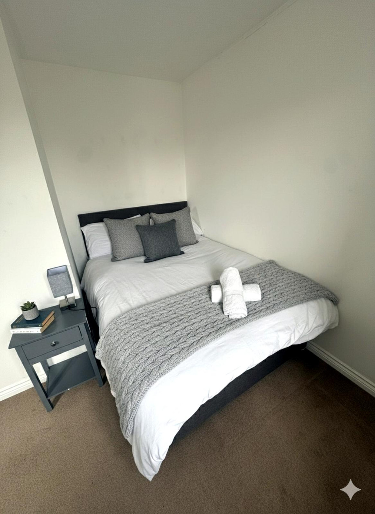 Colchester Retreat: 4BR 2BATH Ample Street Parking in 35Kensington Road, England, United Kingdom, CO2 7FF - Property image 25 - VivreStays