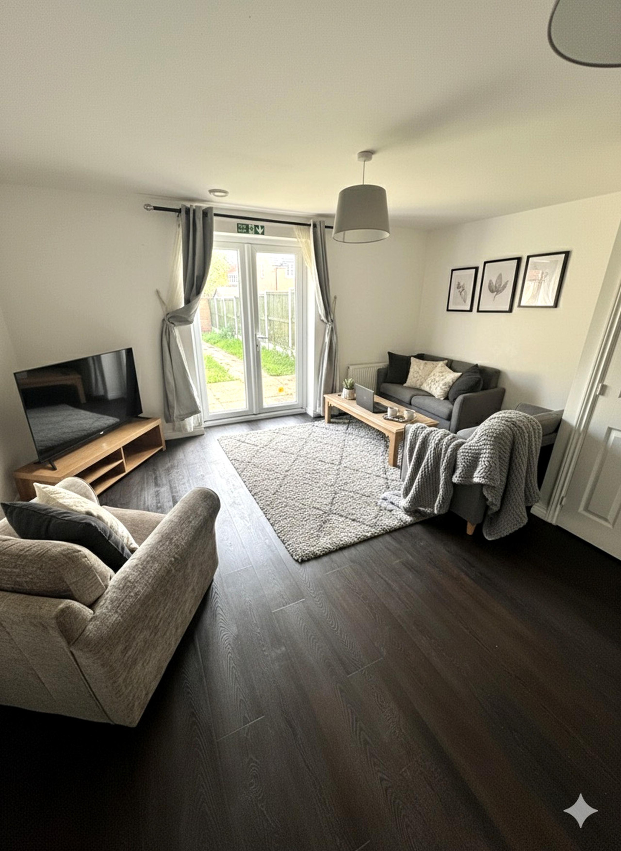 Colchester Retreat: 4BR 2BATH Ample Street Parking in 35Kensington Road, England, United Kingdom, CO2 7FF - Property image 3 - VivreStays