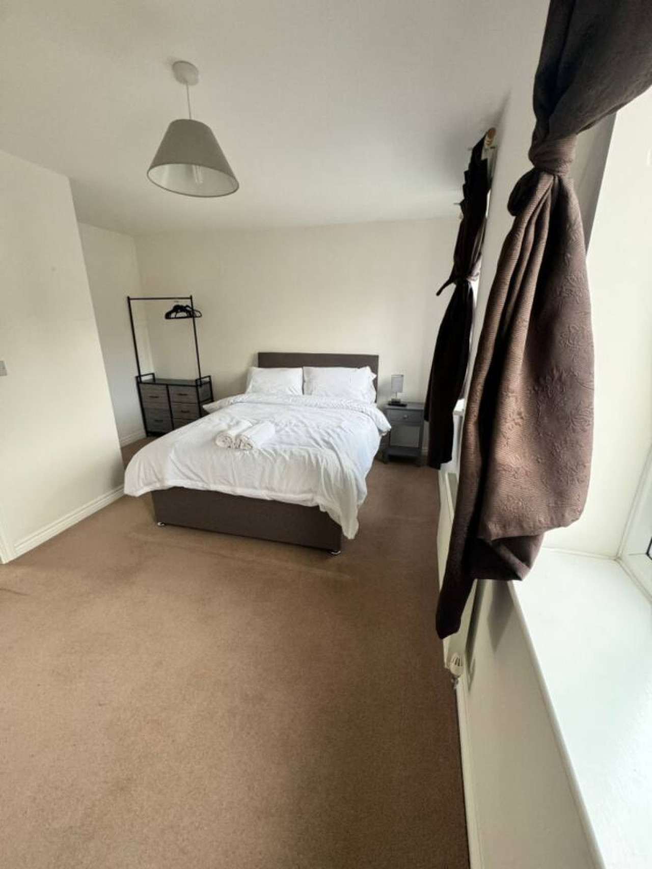 Colchester Retreat: 4BR 2BATH Ample Street Parking in 35Kensington Road, England, United Kingdom, CO2 7FF - Property image 21 - VivreStays