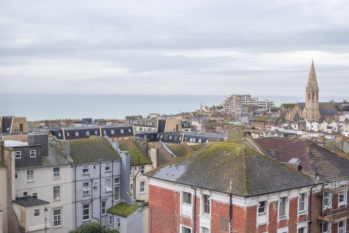 Coastal Charm 1BR Flat near the Sea Street Parking in flat 6, 56 Church Rd, Hastings, St Leonards, Saint Leonards-on-sea TN37 6HJ, UK - Property image 9 - VivreStays