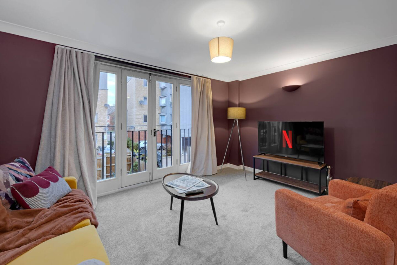 Harland Haven: Spacious 4BR House in Ipswich in 31 Harland St, Ipswich IP2 8JU, UK - Property image 2 - VivreStays
