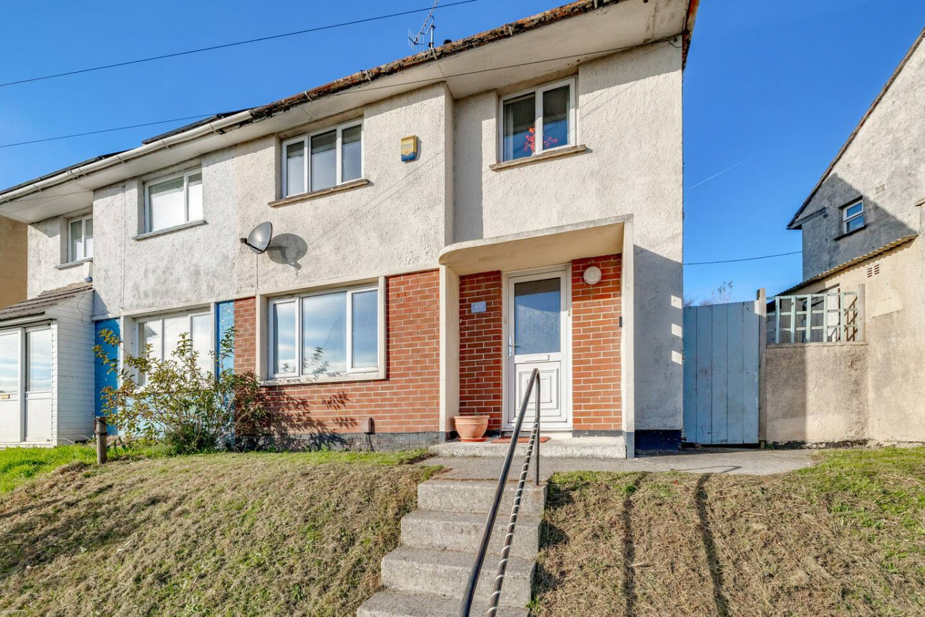 Newly Renovated 3BR House Perfect for Families or Contractors in 49 Poole Park Rd, Plymouth PL5 1DR, UK - Property image 16 - VivreStays