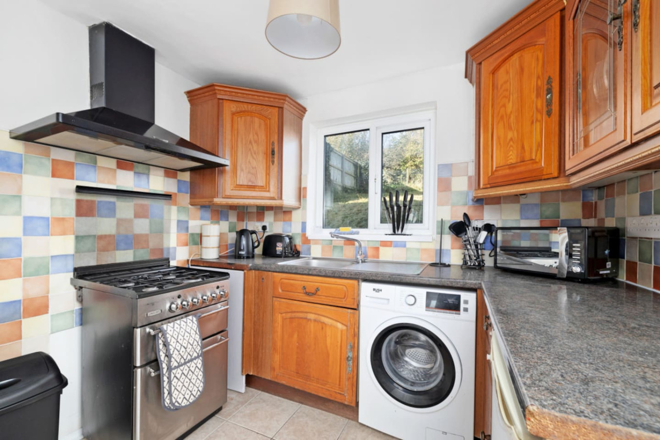 Newly Renovated 3BR House Perfect for Families or Contractors in 49 Poole Park Rd, Plymouth PL5 1DR, UK - Property image 8 - VivreStays
