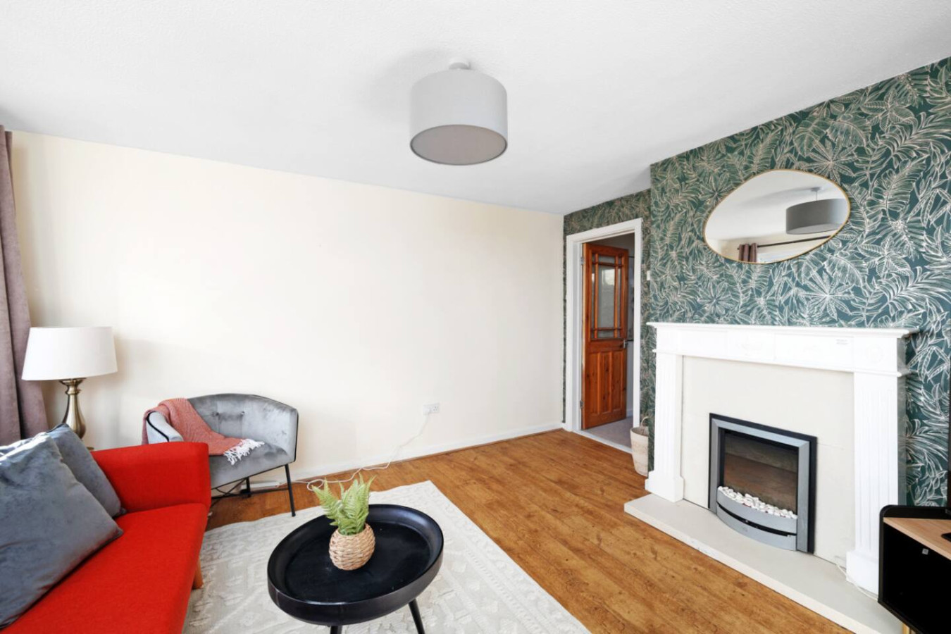 Newly Renovated 3BR House Perfect for Families or Contractors in 49 Poole Park Rd, Plymouth PL5 1DR, UK - Property image 11 - VivreStays