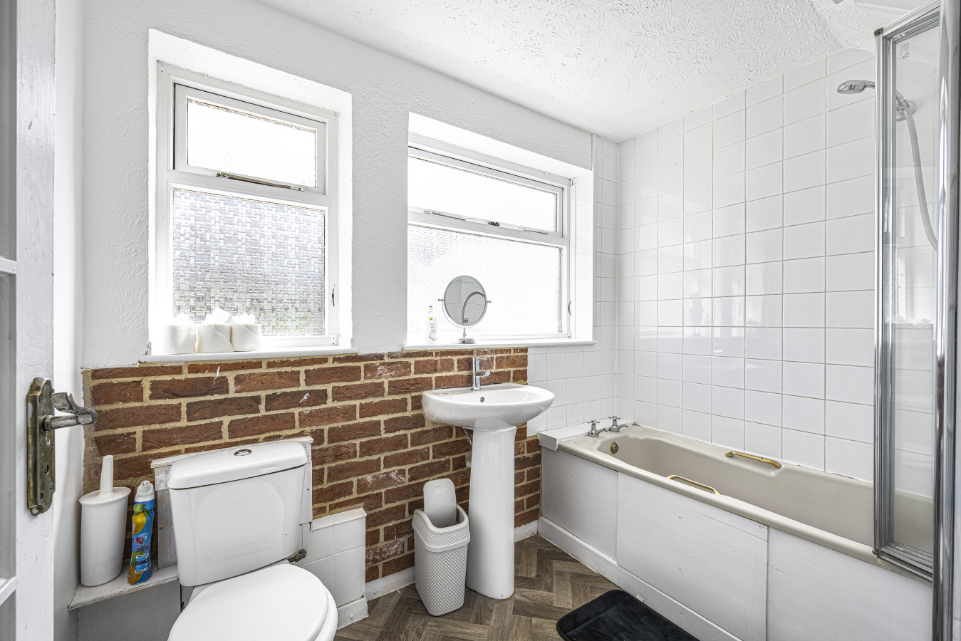 The Ipswich Snug Spacious 3BR Retreat FREE Parking in 59 Defoe Rd, Ipswich IP1 6SN, UK - Property image 12 - VivreStays