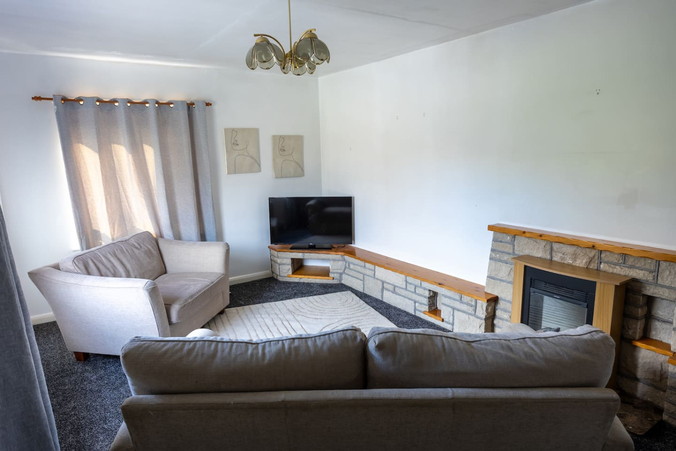 Charming 2BR Maisonette in Carlisle Center in 70 Durranhill Rd, Carlisle CA1 2SZ, UK - Property image 3 - VivreStays