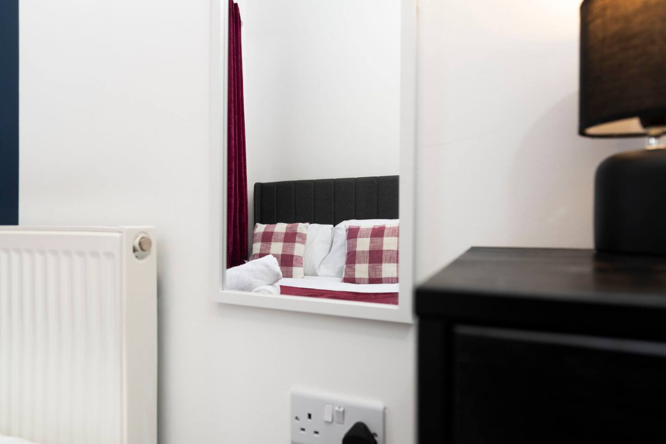 The Maple Haven – Spacious 3BR w/FREE Parking in 10 Maple St, Jarrow NE32 5JE, UK - Property image 21 - VivreStays