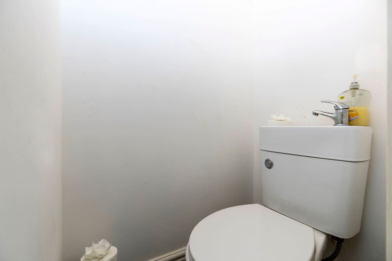 The Maple Haven – Spacious 3BR w/FREE Parking in 10 Maple St, Jarrow NE32 5JE, UK - Property image 11 - VivreStays