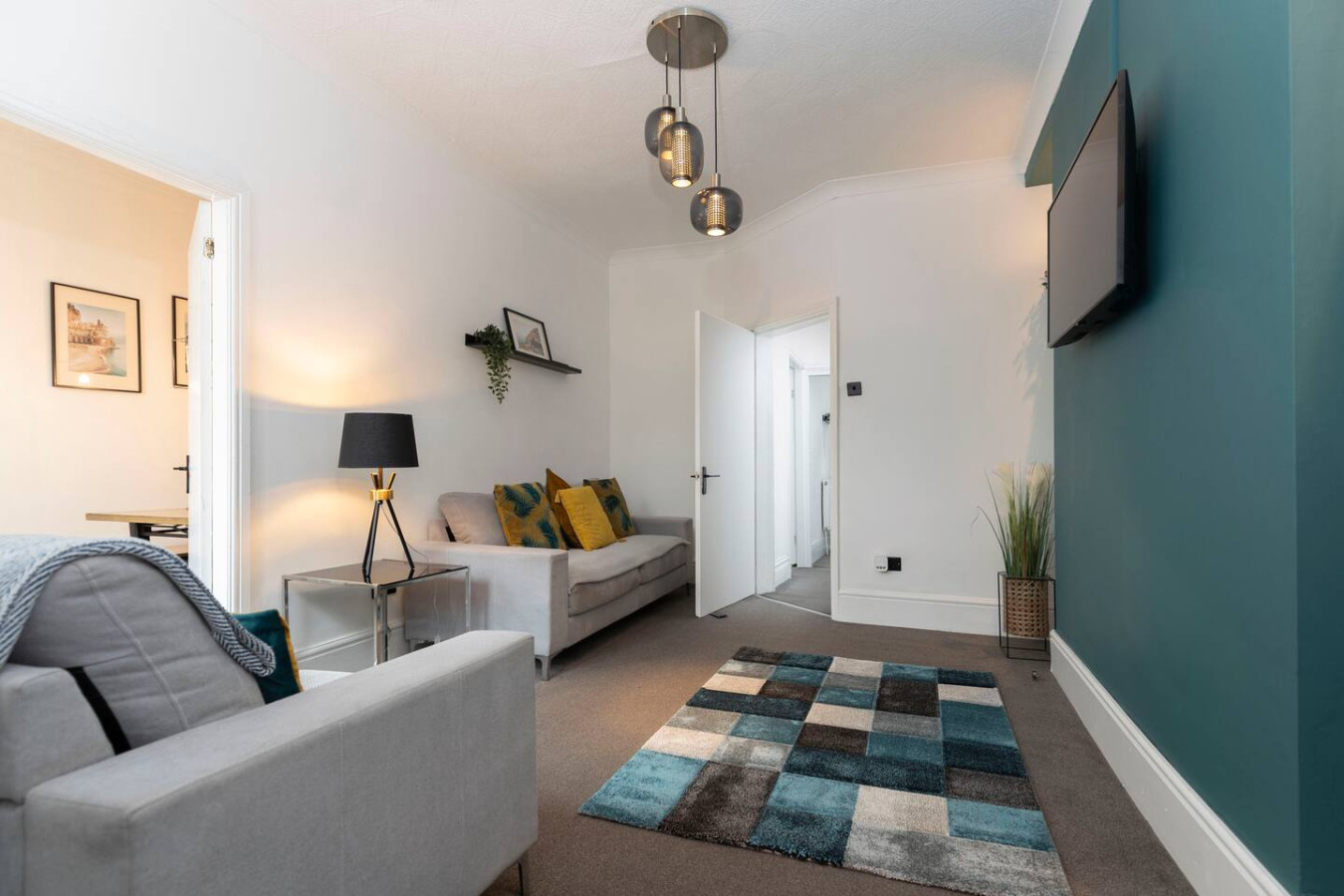Spacious 4BR Home in Gateshead Sleeps 8 w/Parking in 397Brighton Road, England, United Kingdom, NE8 4SB - Property image 30 - VivreStays