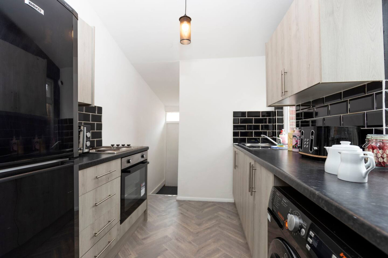 Spacious 4BR Home in Gateshead Sleeps 8 w/Parking in 397Brighton Road, England, United Kingdom, NE8 4SB - Property image 5 - VivreStays