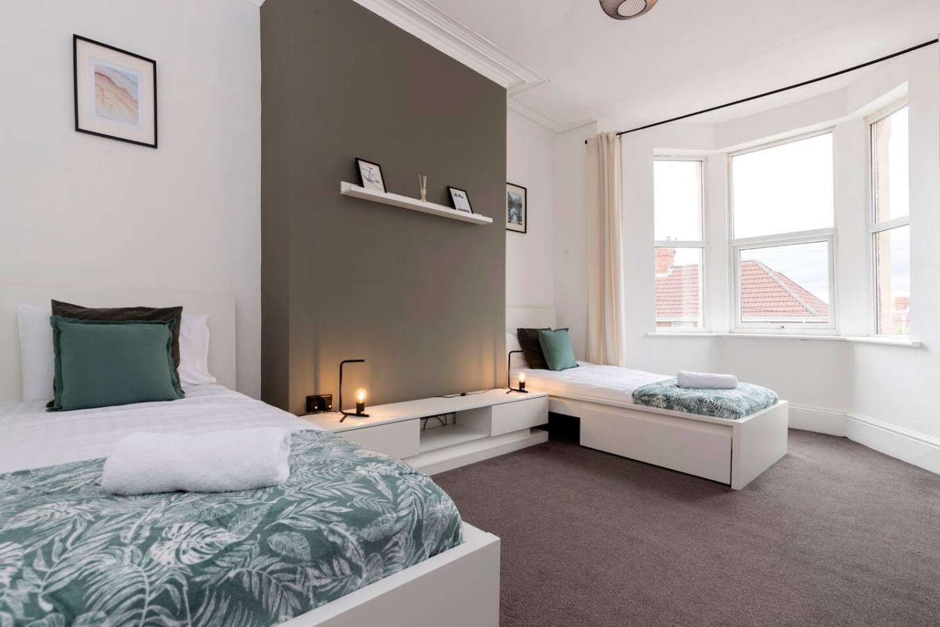 Spacious 4BR Home in Gateshead Sleeps 8 w/Parking in 397Brighton Road, England, United Kingdom, NE8 4SB - Property image 8 - VivreStays