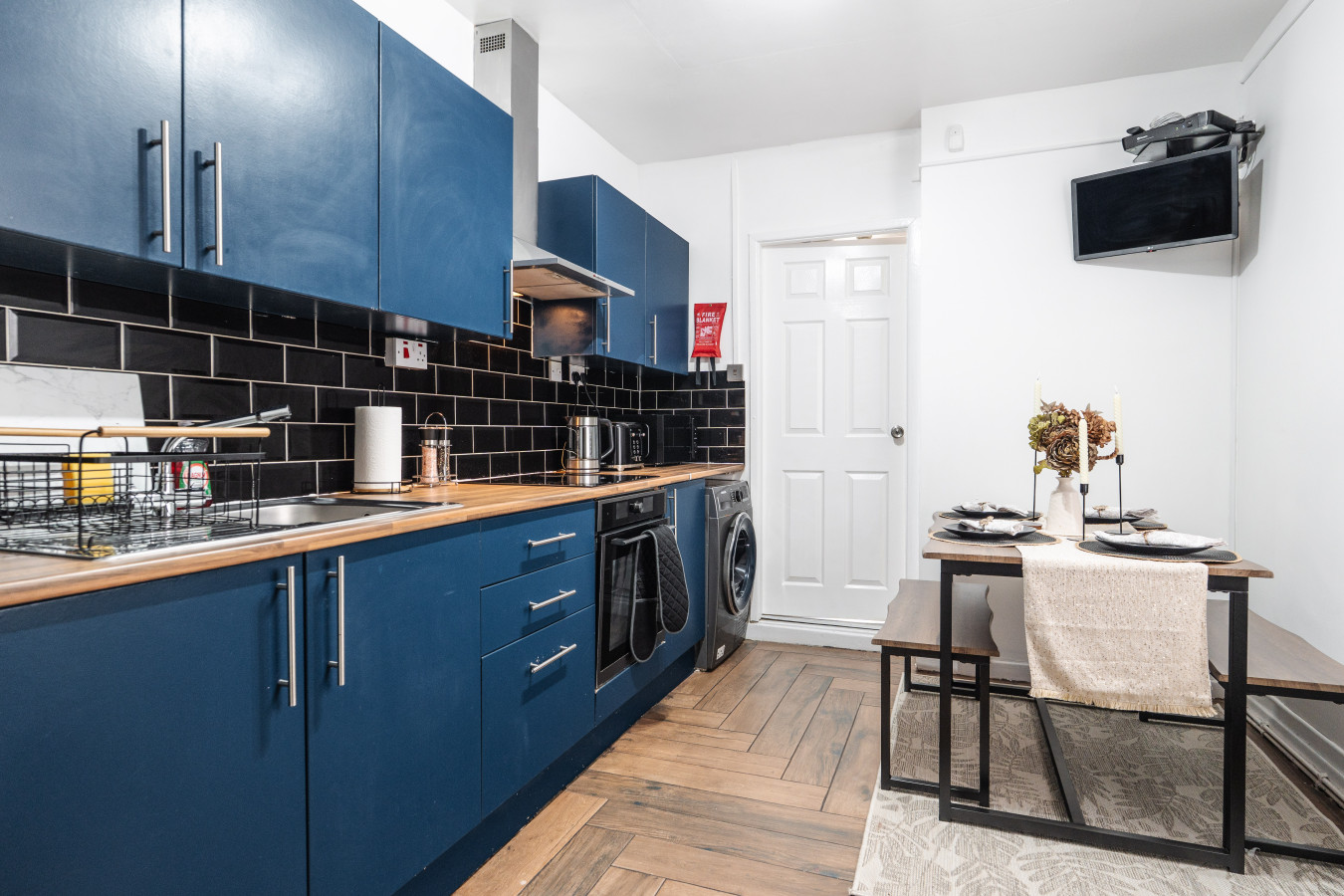 Newly Renovated 4BR House with lots of amenities in 11 Burns St, Bootle, L20 4RJ UK - Property image 53 - VivreStays