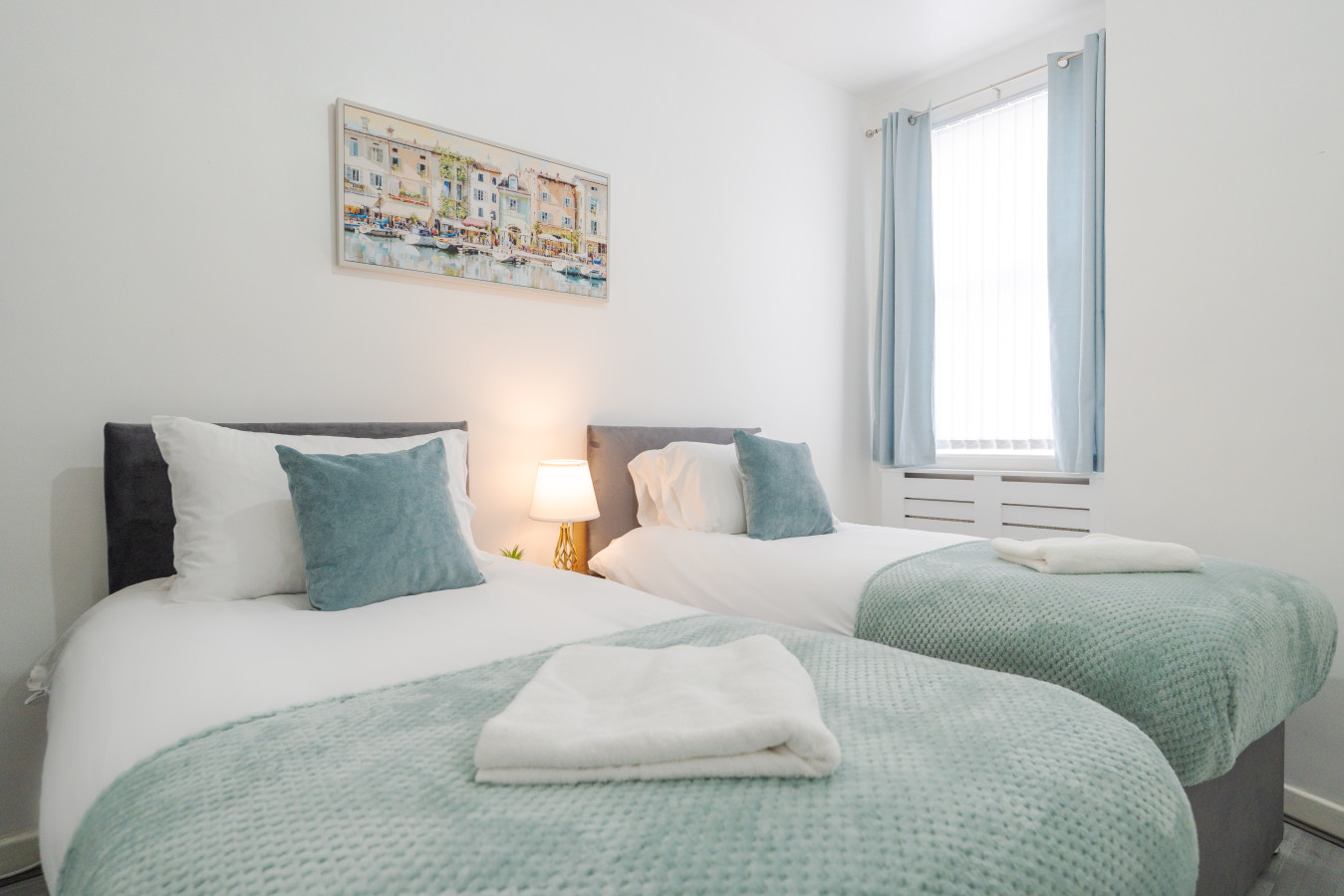 Newly Renovated 4BR House with lots of amenities in 11 Burns St, Bootle, L20 4RJ UK - Property image 5 - VivreStays