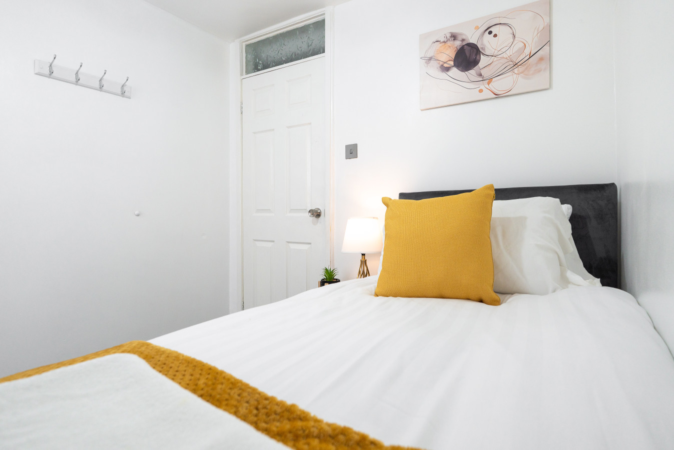 Newly Renovated 4BR House with lots of amenities in 11 Burns St, Bootle, L20 4RJ UK - Property image 11 - VivreStays
