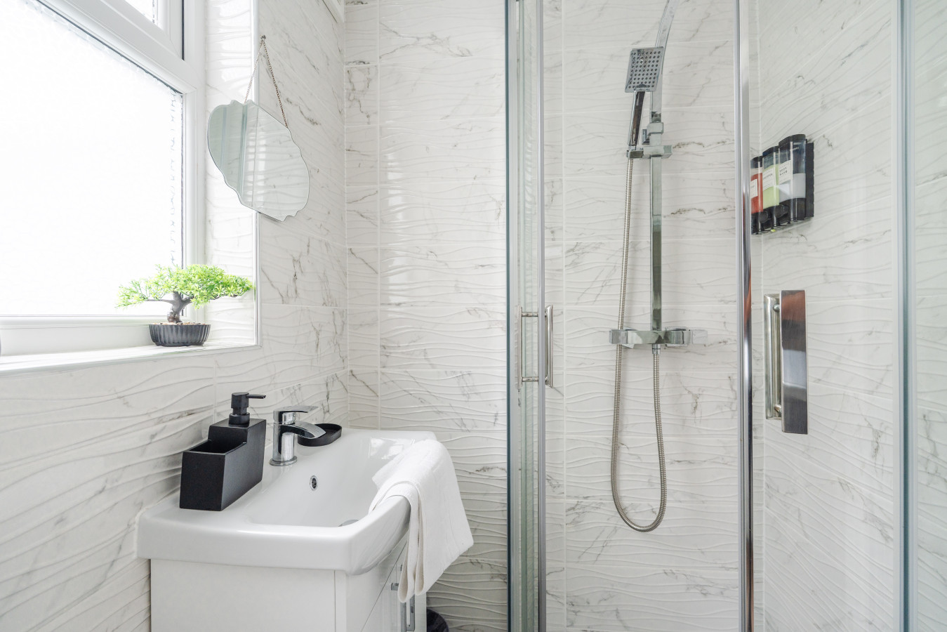 Newly Renovated 4BR House with lots of amenities in 11 Burns St, Bootle, L20 4RJ UK - Property image 33 - VivreStays