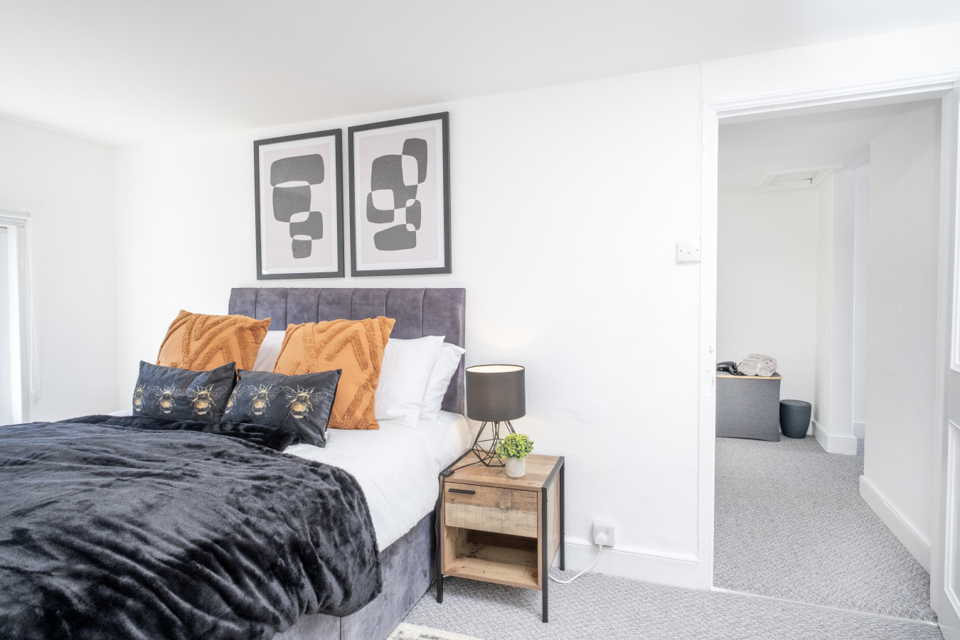 Gloucester Street Nest - 3BR Flat for 7 Guests in 21 Gloucester Street - Property image 9 - VivreStays