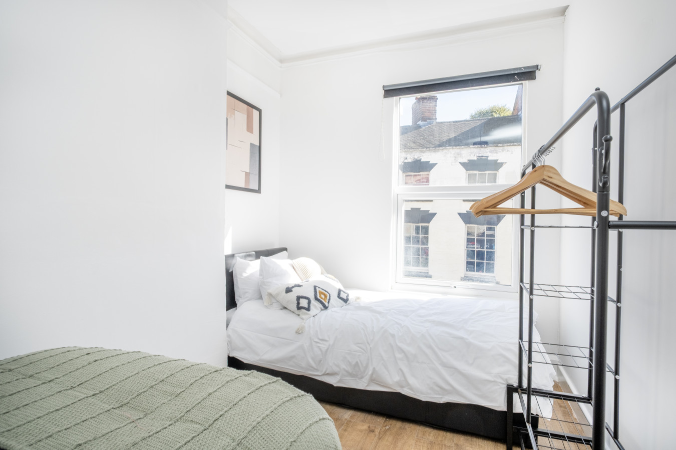 Gloucester Street Nest - 3BR Flat for 7 Guests in 21 Gloucester Street - Property image 16 - VivreStays