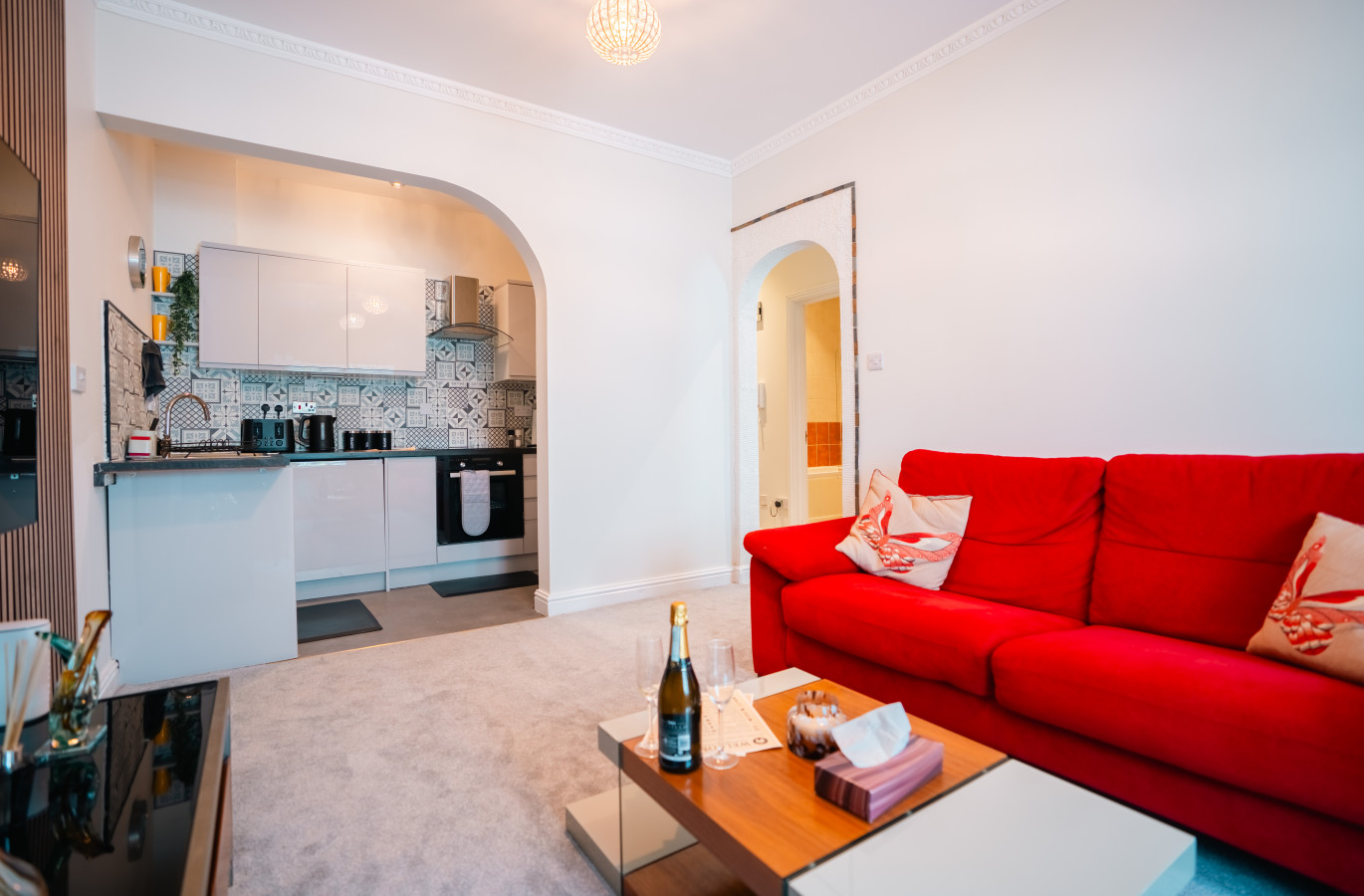 Cozy 1BR Seaside Apt in Brighton Marina Village in BN2 5UX, Brighton and Hove, England, United Kingdom - Property image 2 - VivreStays
