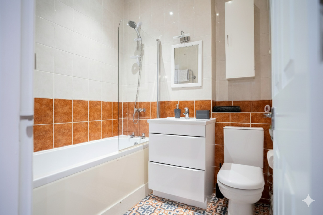 Cozy 1BR Seaside Apt in Brighton Marina Village in BN2 5UX, Brighton and Hove, England, United Kingdom - Property image 9 - VivreStays