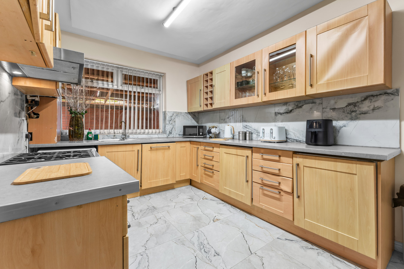 Manchester Seymour Escape Spacious 4BR Home for 8 in School House, 74 Seymour Road South - Property image 12 - VivreStays