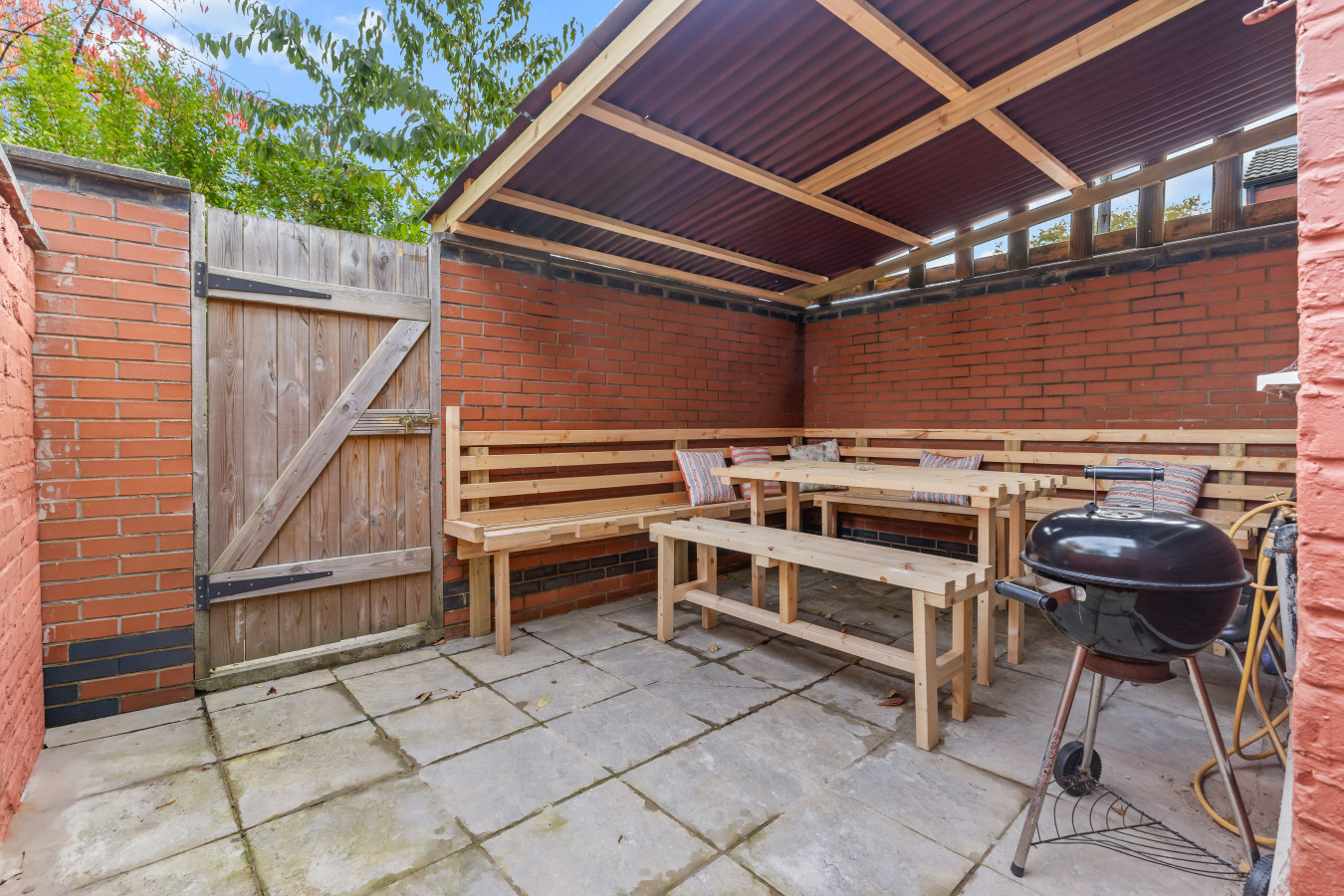 Manchester Seymour Escape Spacious 4BR Home for 8 in School House, 74 Seymour Road South - Property image 14 - VivreStays
