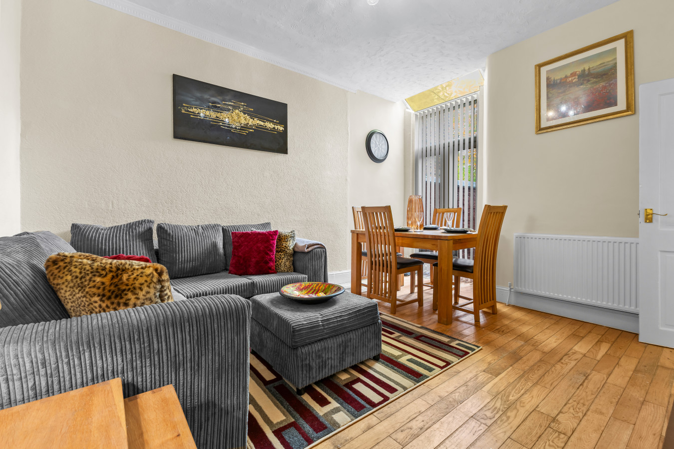 Manchester Seymour Escape Spacious 4BR Home for 8 in School House, 74 Seymour Road South - Property image 3 - VivreStays