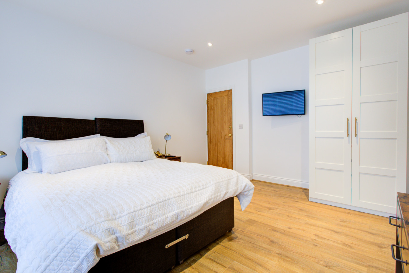 Spacious 4BR Haven in Ipswich in 3Gladstone Road, England, United Kingdom, IP3 8AT - Property image 16 - VivreStays