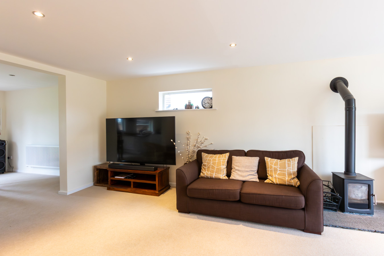 Grand 5BR Home in Market Harborough with Free Parking in 4 Harborough Rd, Dingley, Market Harborough LE16 8PH, UK - Property image 23 - VivreStays