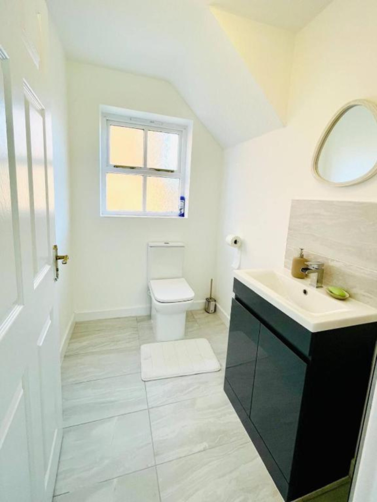 3-Bedroom Gem in Manchester with Free Parking in 26 Blanchard St, Hulme, Manchester M15 5PN, UK - Property image 14 - VivreStays