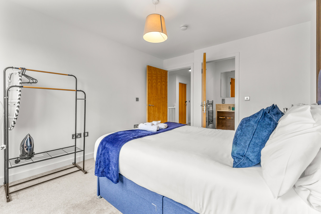 Modern 2BR Urban Nest In Salford, Manchester for 4 in 26Liverpool Street, England, United Kingdom, M5 4LE - Property image 12 - VivreStays