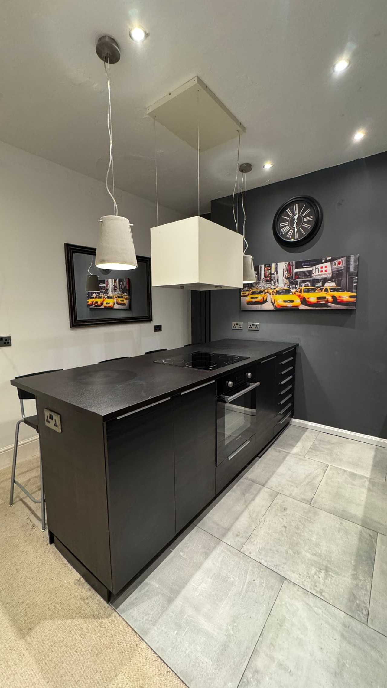 Market Street Retreat in Central Loughborough Sleeps 6 in 51A Market Street - Property image 11 - VivreStays