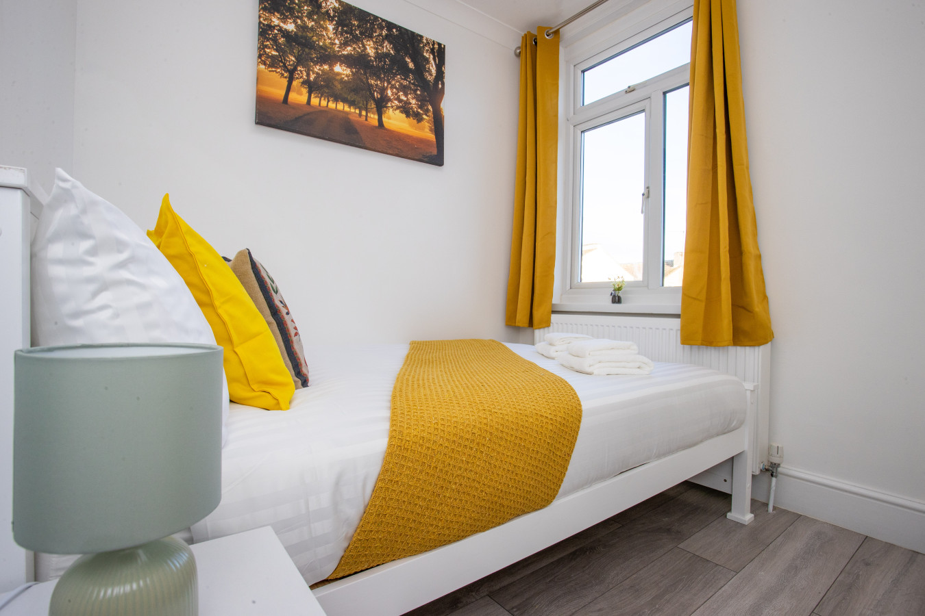Sunny 3BR Home Near Portsmouth Park in 45 Powerscourt Rd, Portsmouth PO2 7JF, UK - Property image 7 - VivreStays