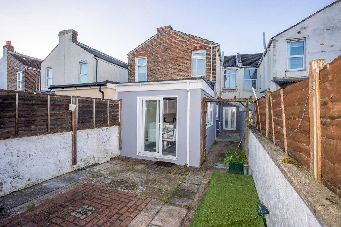 Sunny 3BR Home Near Portsmouth Park in 45 Powerscourt Rd, Portsmouth PO2 7JF, UK - Property image 19 - VivreStays
