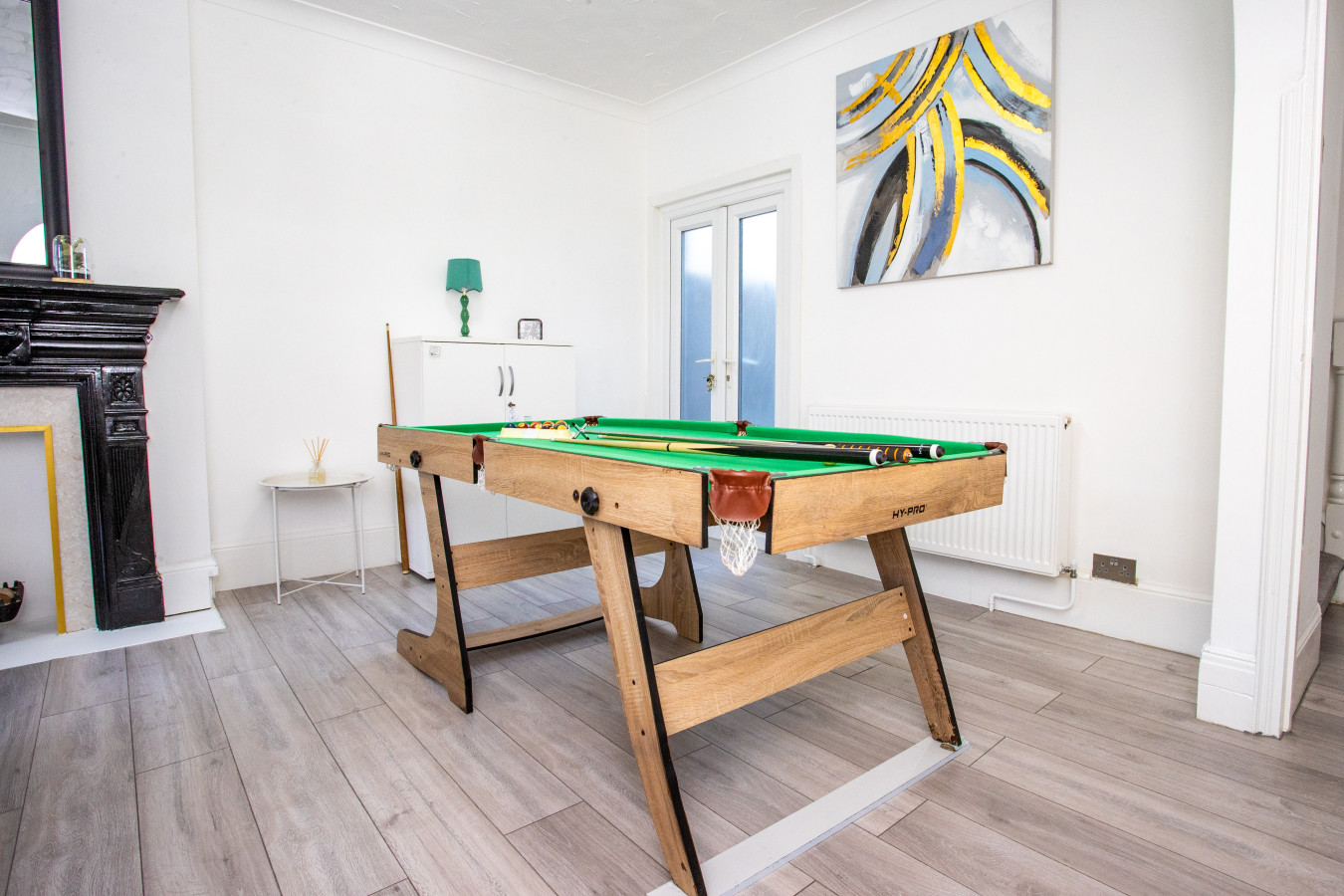 Sunny 3BR Home Near Portsmouth Park in 45 Powerscourt Rd, Portsmouth PO2 7JF, UK - Property image 3 - VivreStays
