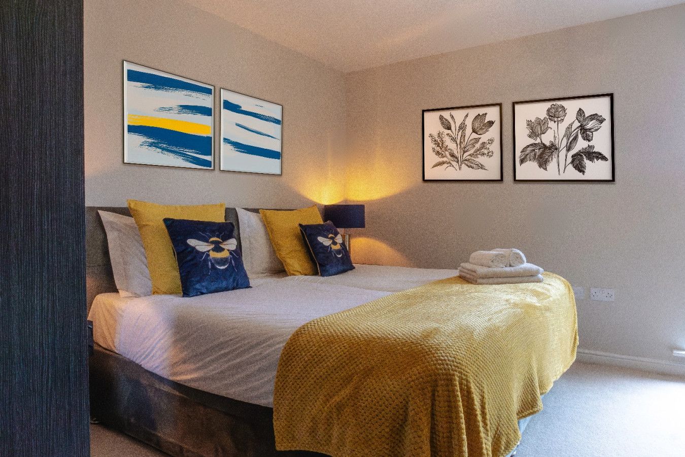 Contractor Stay Hatfield | Free Parking | Sleeps 4 in 215 Parkhouse Ct, Hatfield AL10 9RQ, United Kingdom - Property image 6 - VivreStays