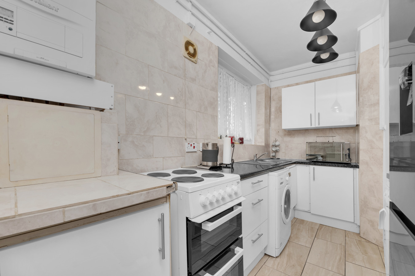 2BR Modern Spacious Comfort at Tulse Hill Sleeps 4 in High Trees, Tulse Hill - Property image 5 - VivreStays