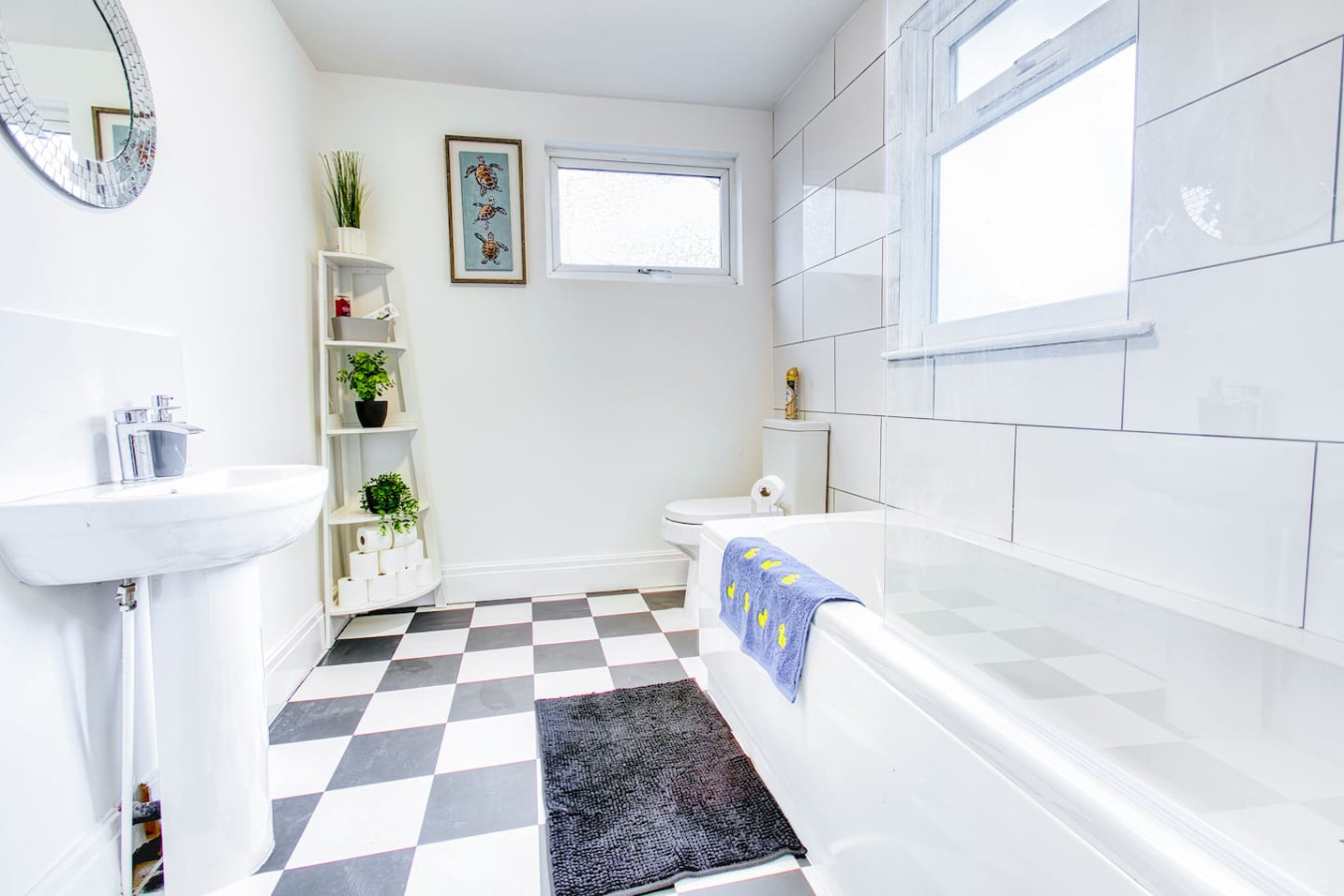 Modern 3-Bed Home Sleeps 6 with Parking & Fast WiFi Perfect for Contractors & Long Stays in 125 Charles St, Saint Helens WA10 1LW, UK - Property image 23 - VivreStays