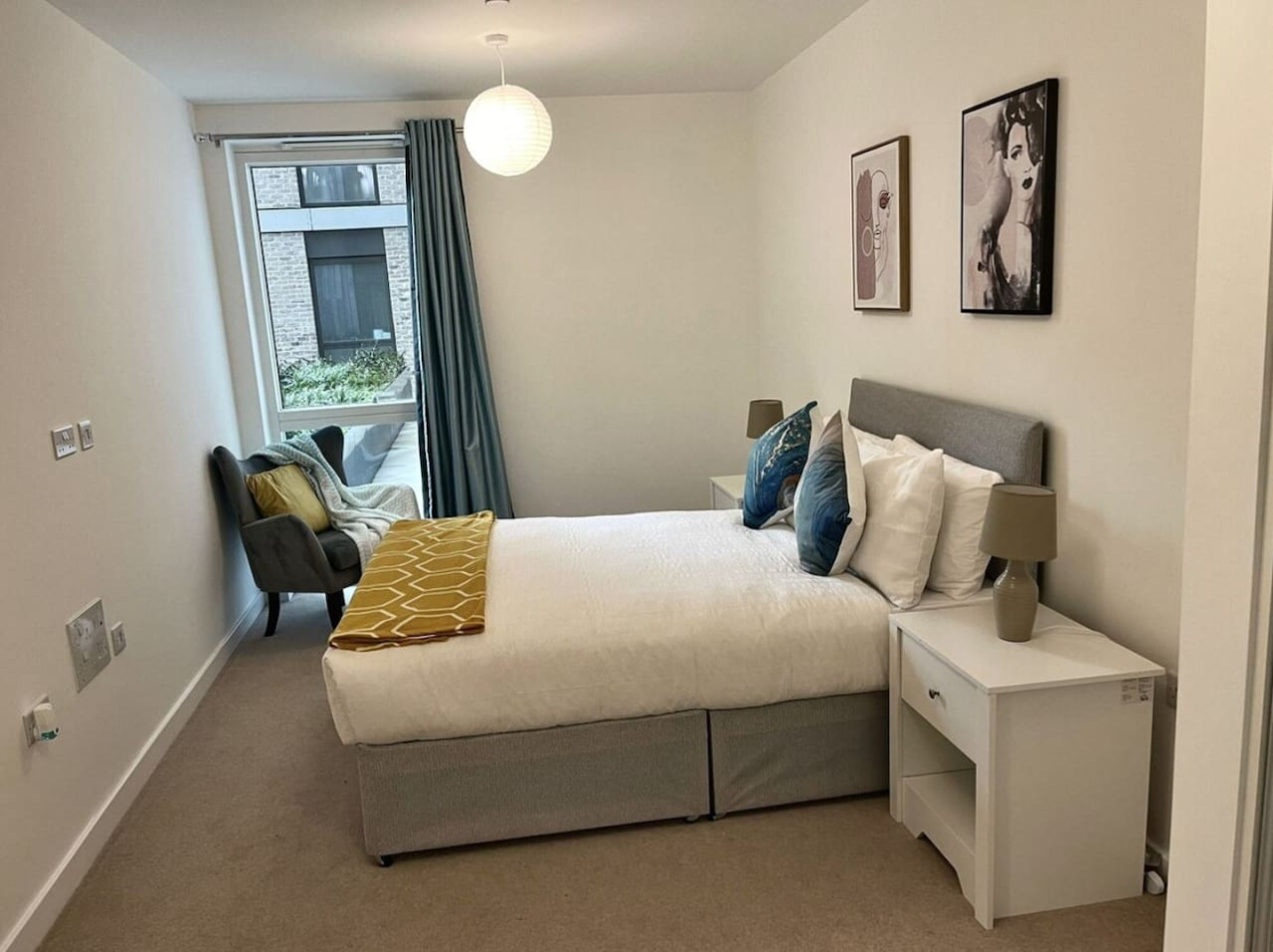 Comfortable 2-Bed Apartment with Balcony | Sleeps 5 in 13 Regal walk, Bexleyheath DA6 7BZ, UK - Property image 7 - VivreStays