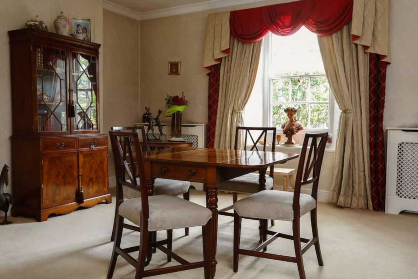 Prospect House: Elegant Georgian 4BR Home Durnham in Prospect House, Cadger Bank - Property image 6 - VivreStays