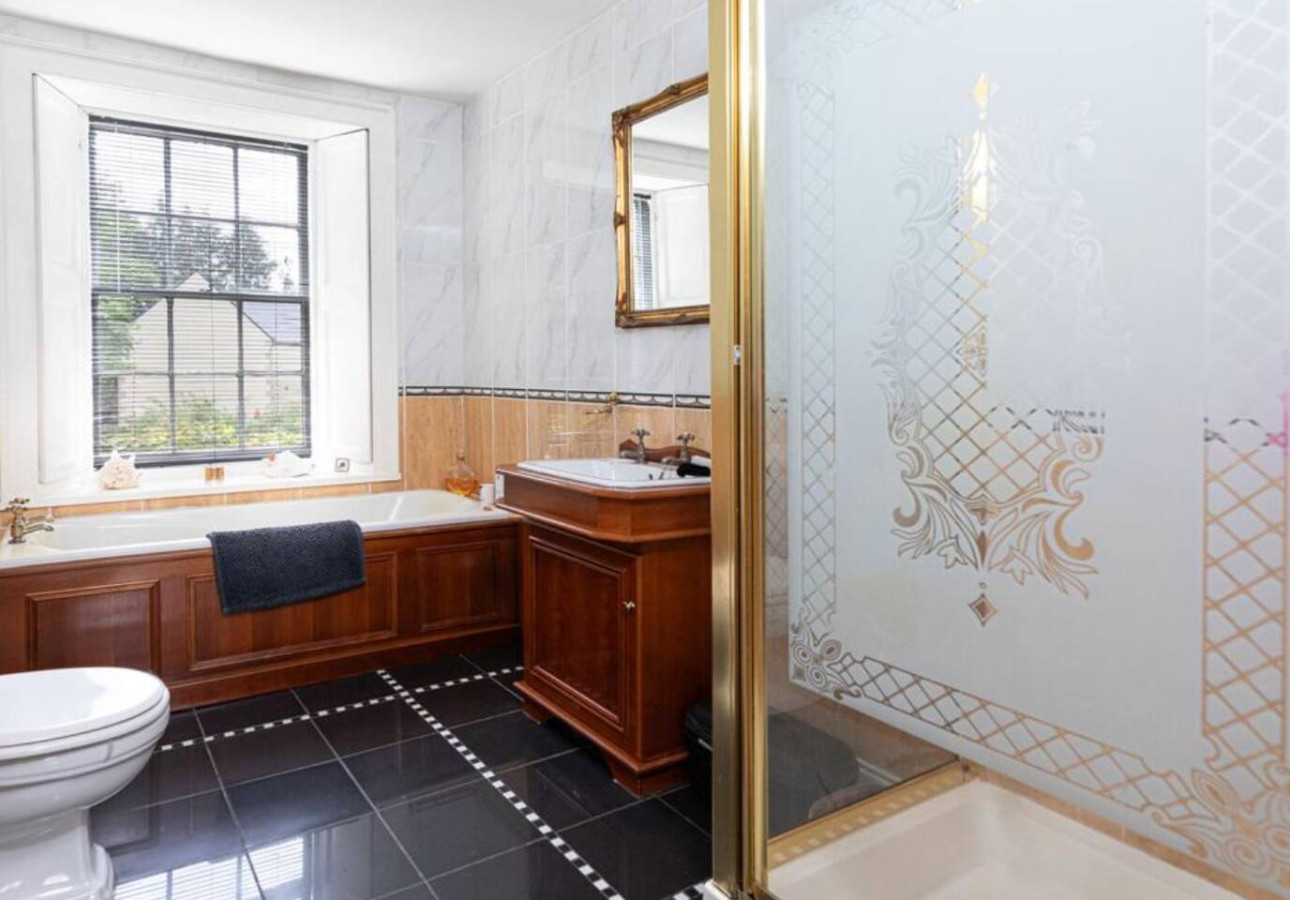 Prospect House: Elegant Georgian 4BR Home Durnham in Prospect House, Cadger Bank - Property image 12 - VivreStays