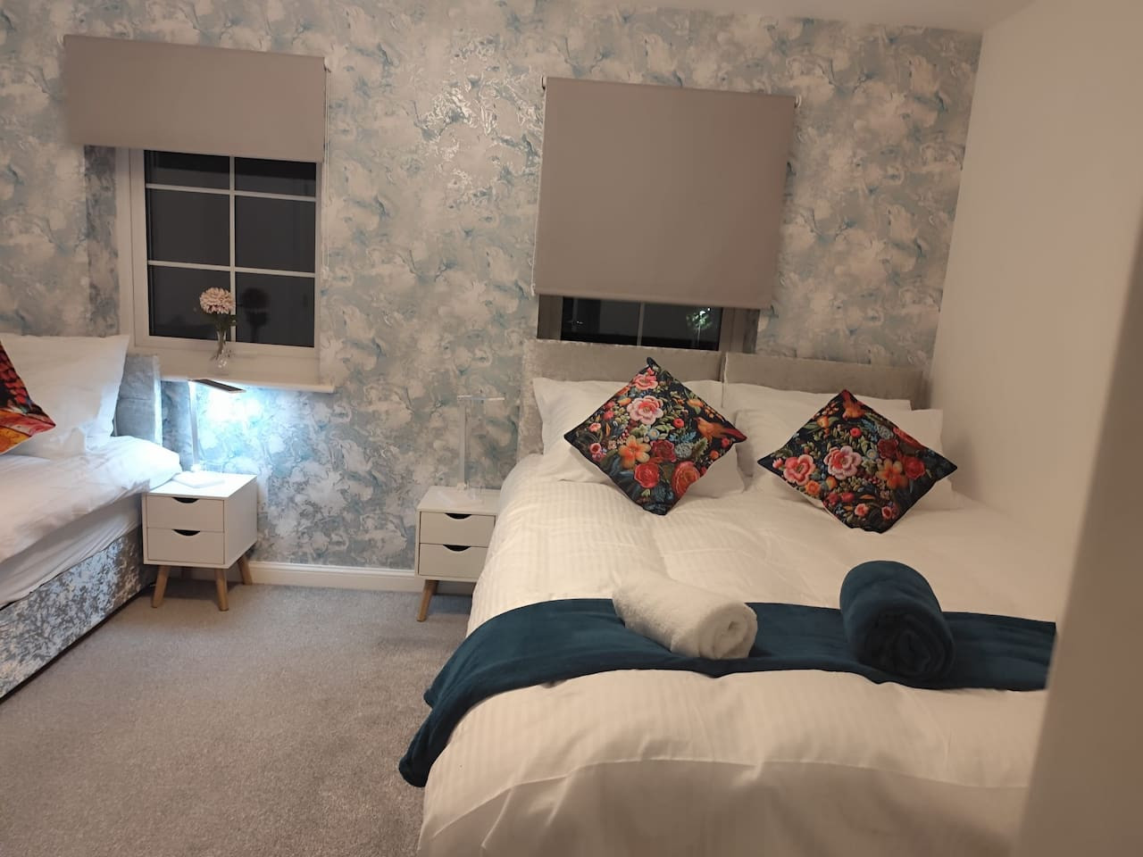 Spacious Home for Groups, Sleeps 8 in 11 Arthur Brocklehurst Way, Hanley, Stoke-on-Trent ST1 5EN, UK - Property image 7 - VivreStays