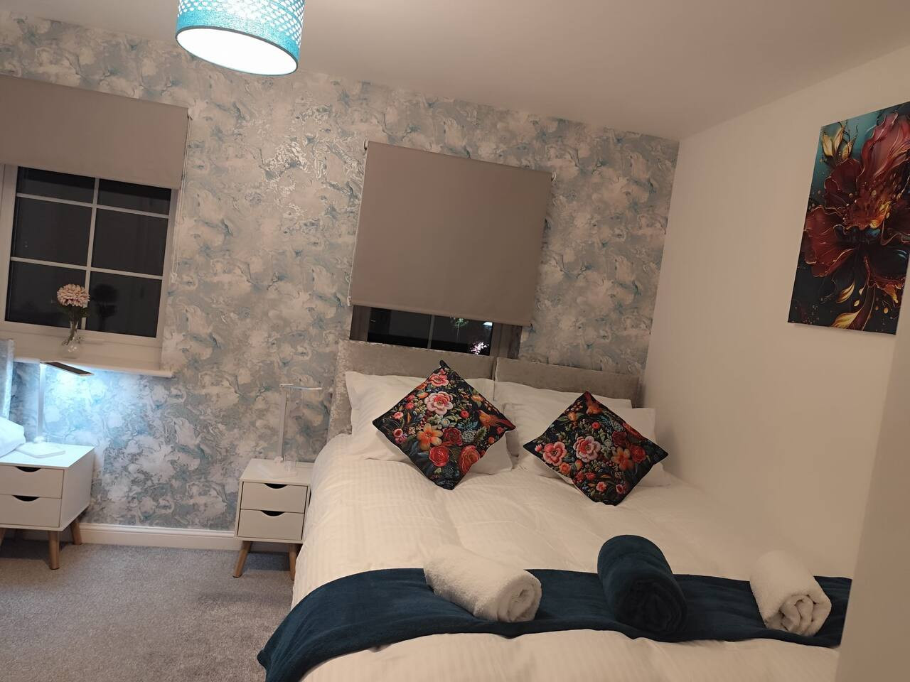 Spacious Home for Groups, Sleeps 8 in 11 Arthur Brocklehurst Way, Hanley, Stoke-on-Trent ST1 5EN, UK - Property image 16 - VivreStays