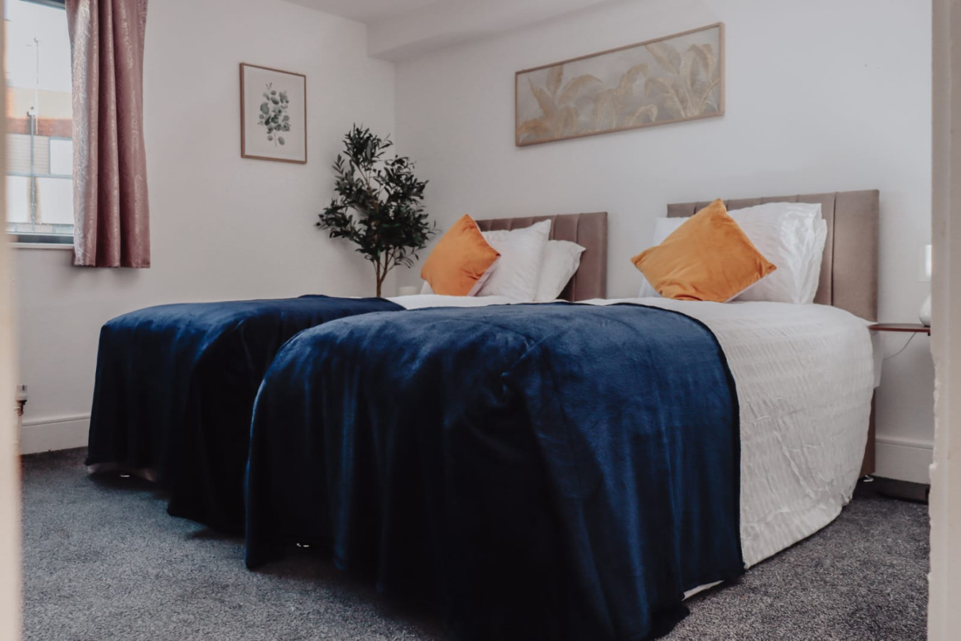 Elizabeth Line Retreat – Modern 2BR Flat in Hayes in Flat 28 Sheringham Court, 11 Clayton Rd, Hayes UB3 1AX, UK - Property image 14 - VivreStays