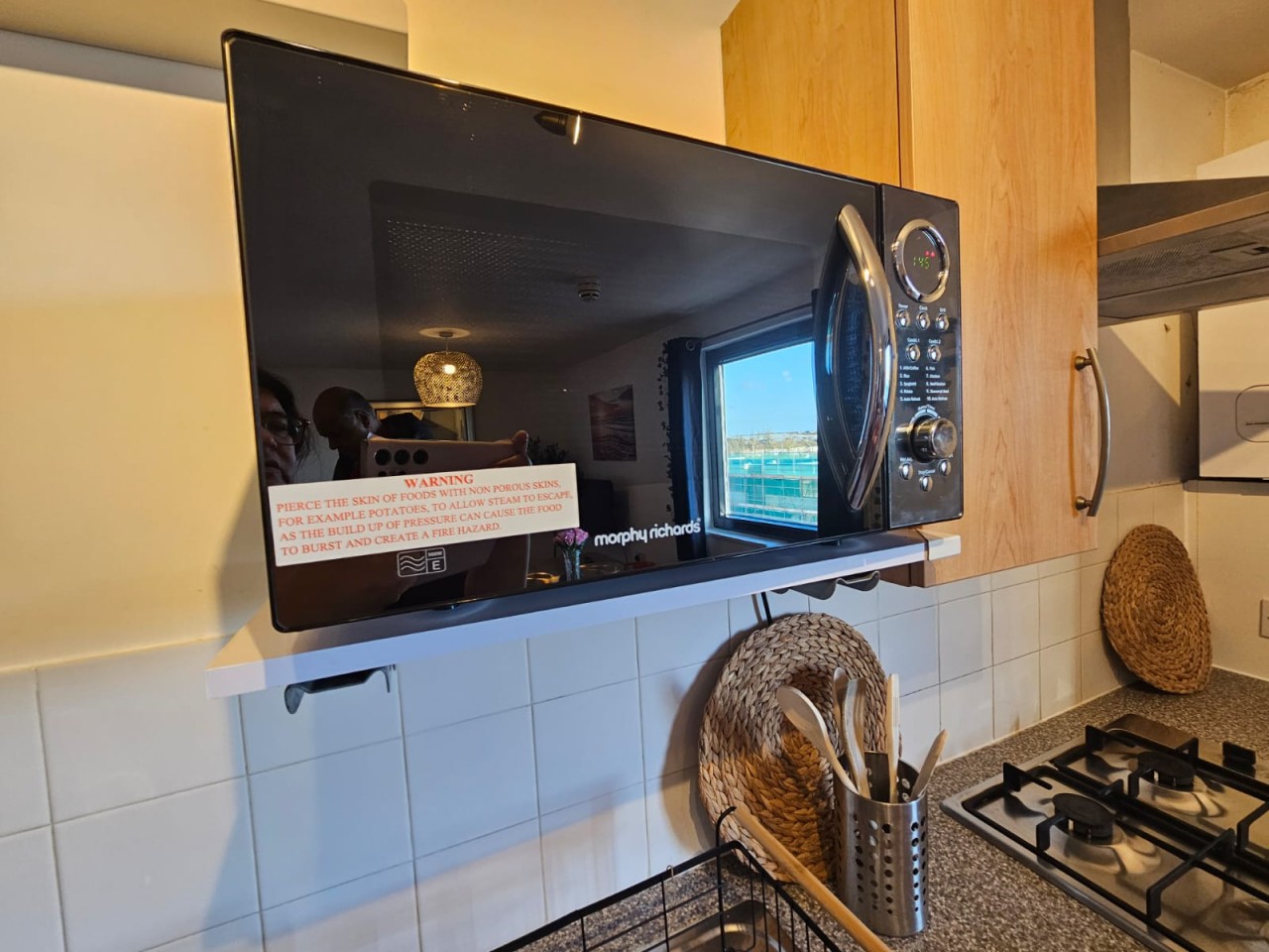 Elizabeth Line Retreat – Modern 2BR Flat in Hayes in Flat 28 Sheringham Court, 11 Clayton Rd, Hayes UB3 1AX, UK - Property image 31 - VivreStays