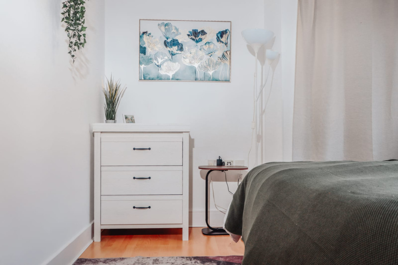 Elizabeth Line Retreat – Modern 2BR Flat in Hayes in Flat 28 Sheringham Court, 11 Clayton Rd, Hayes UB3 1AX, UK - Property image 11 - VivreStays